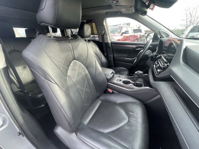 2021 Toyota Highlander Platinum