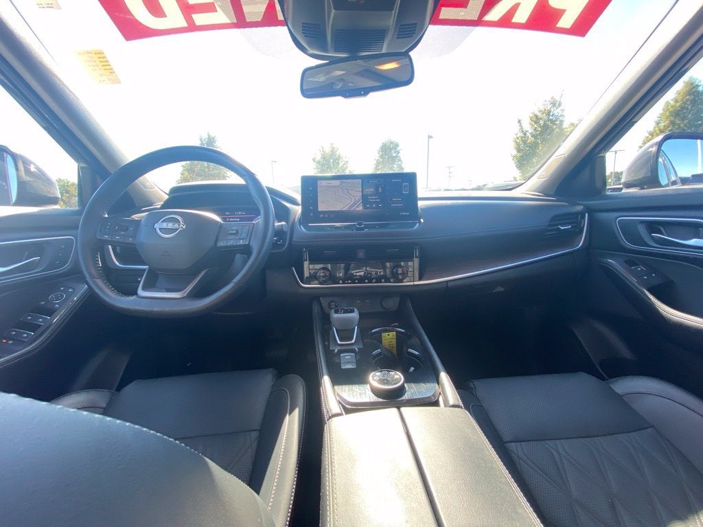 2025 Nissan Rogue Platinum