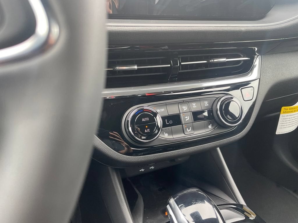 2026 Buick Envista Sport Touring - Photo 16