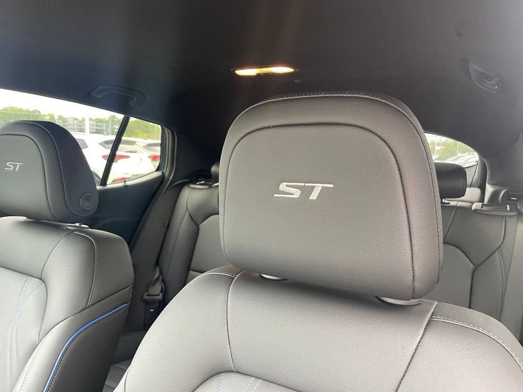 2026 Buick Envista Sport Touring - Photo 21