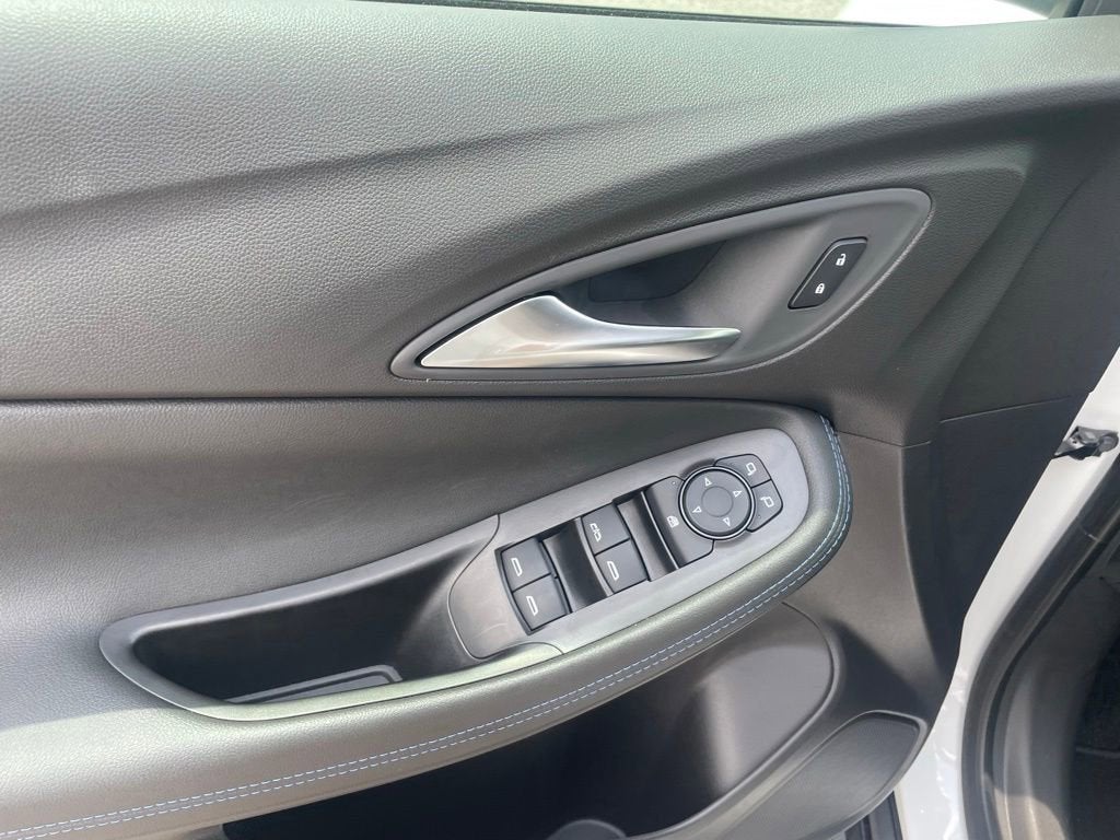 2026 Buick Encore GX Sport Touring - Photo 11