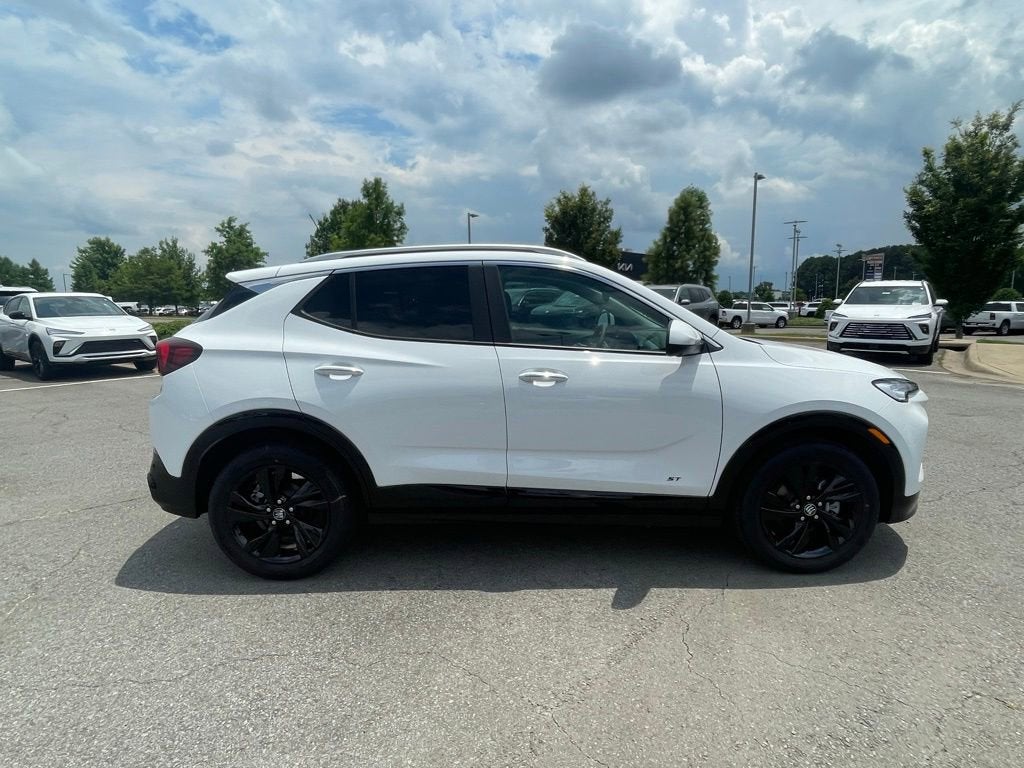 2026 Buick Encore GX Sport Touring - Photo 8