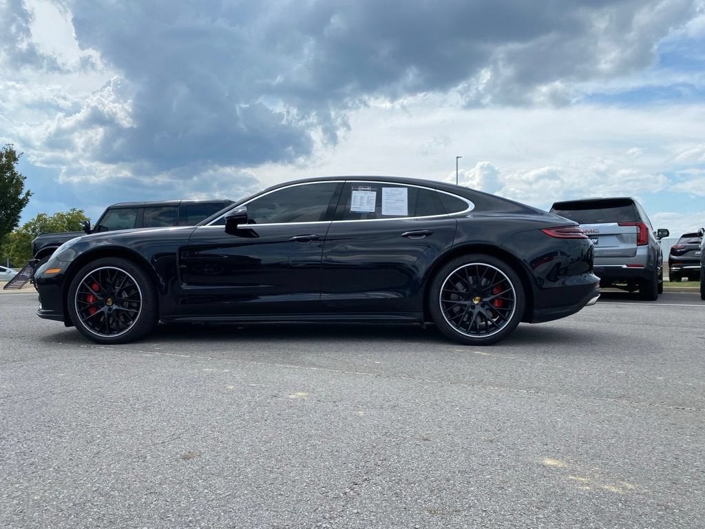 2018 Porsche Panamera Turbo