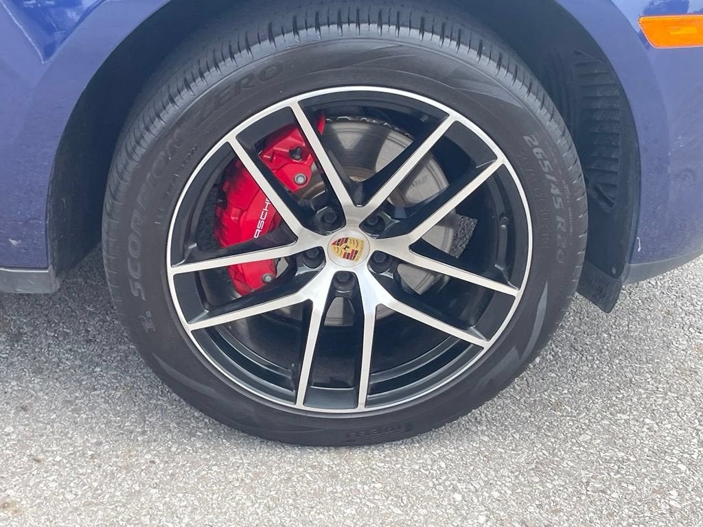 2022 Porsche Macan S