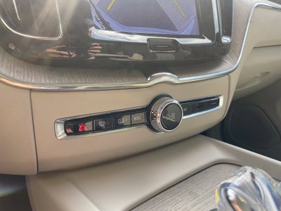 2022 Volvo XC60 Inscription