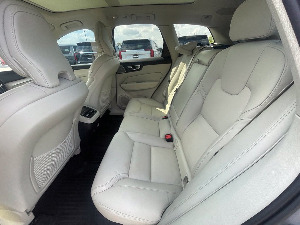 2022 Volvo XC60 Inscription