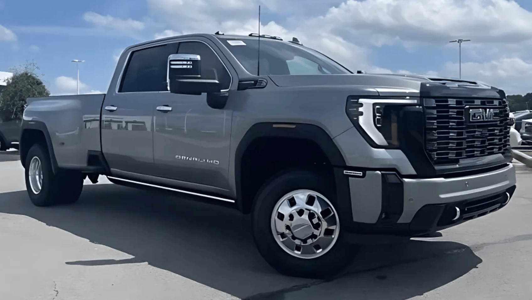 2025 GMC Sierra 3500 HD