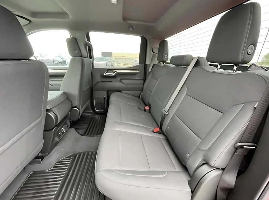 GMC Sierra 1500 Interior