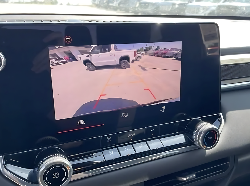 2024 GMC Canyon interior features